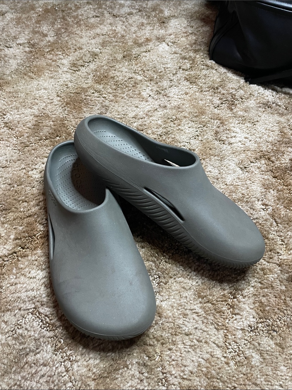 Crocs Men's Espresso Slide Sandals US 13 Rubber Upper Slip On Solid Logo